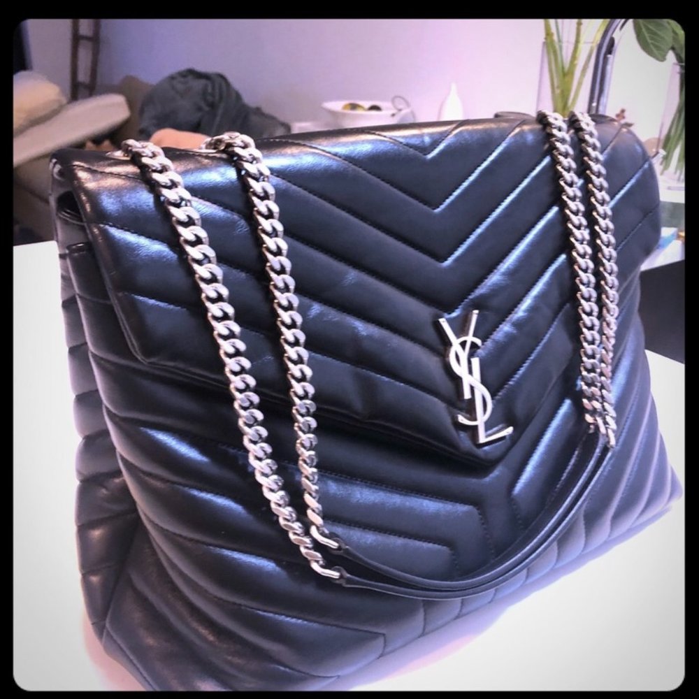 Saint Laurent LOULOU LARGE "Y" MATELASSÉ L…